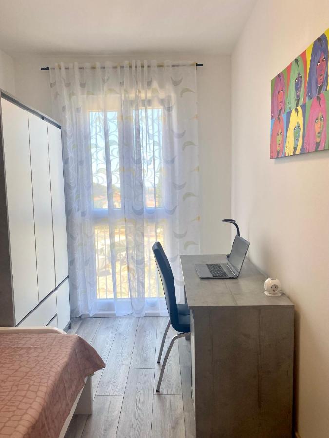 Ema Apartment Пула Екстериор снимка
