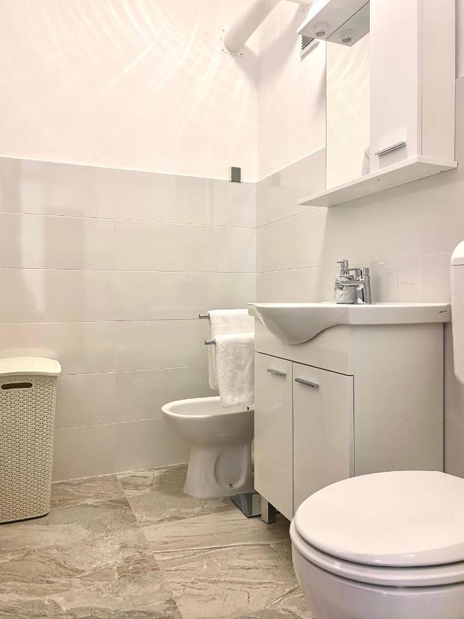 Ema Apartment Пула Екстериор снимка